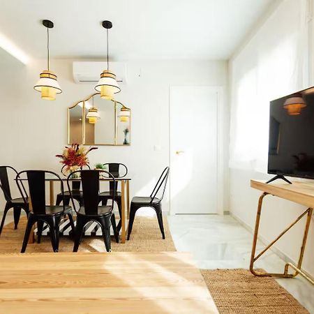 Reformed And Comfy- 2Bd 2Bth- Arenal Apartment Seville Ngoại thất bức ảnh