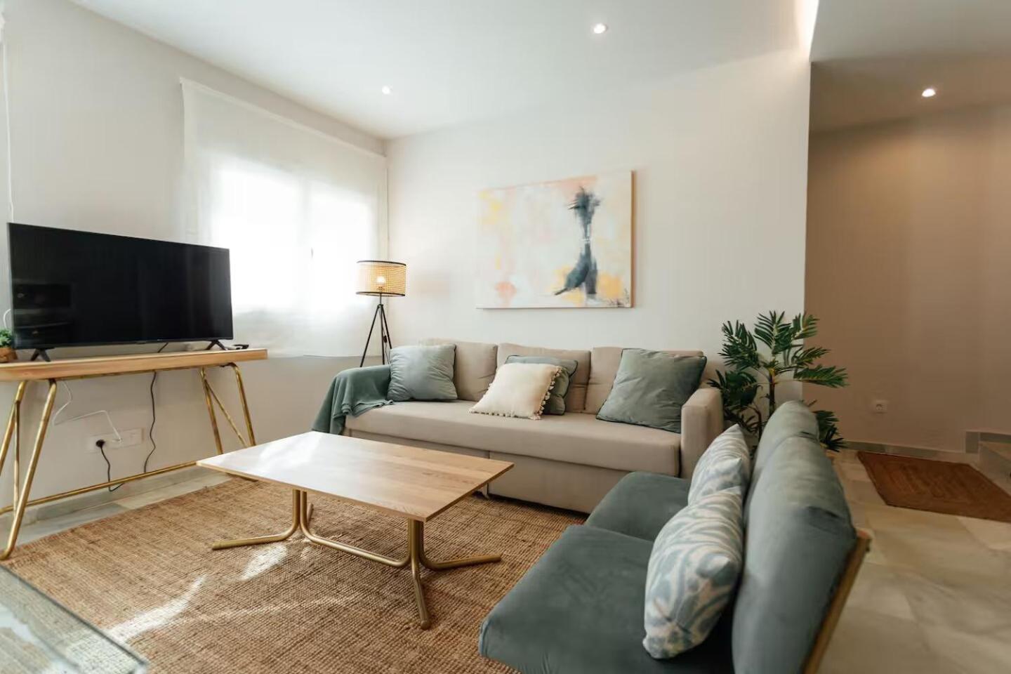 Reformed And Comfy- 2Bd 2Bth- Arenal Apartment Seville Ngoại thất bức ảnh