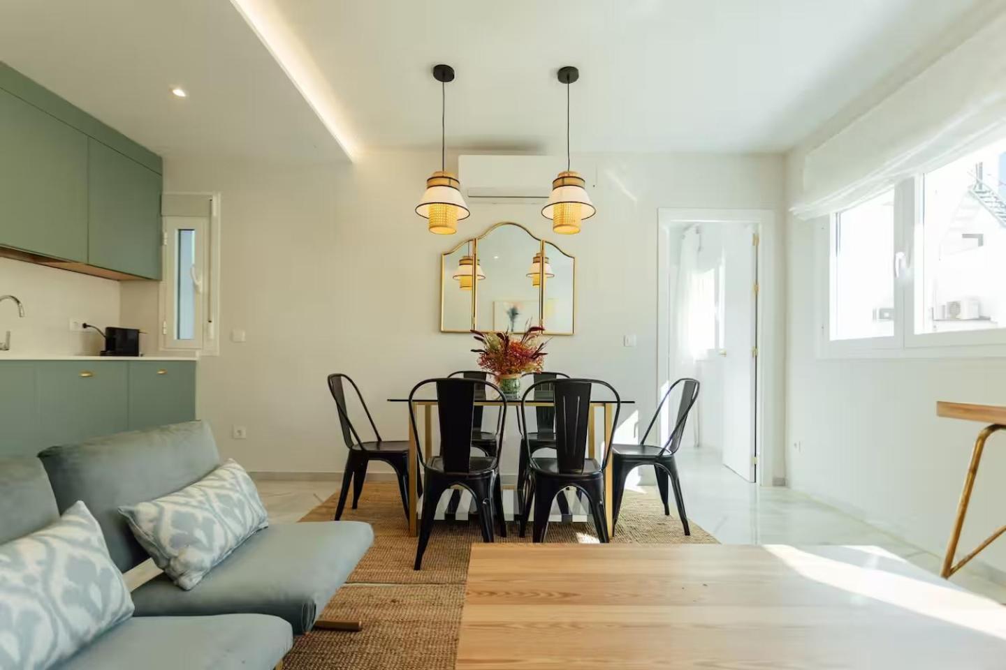Reformed And Comfy- 2Bd 2Bth- Arenal Apartment Seville Ngoại thất bức ảnh