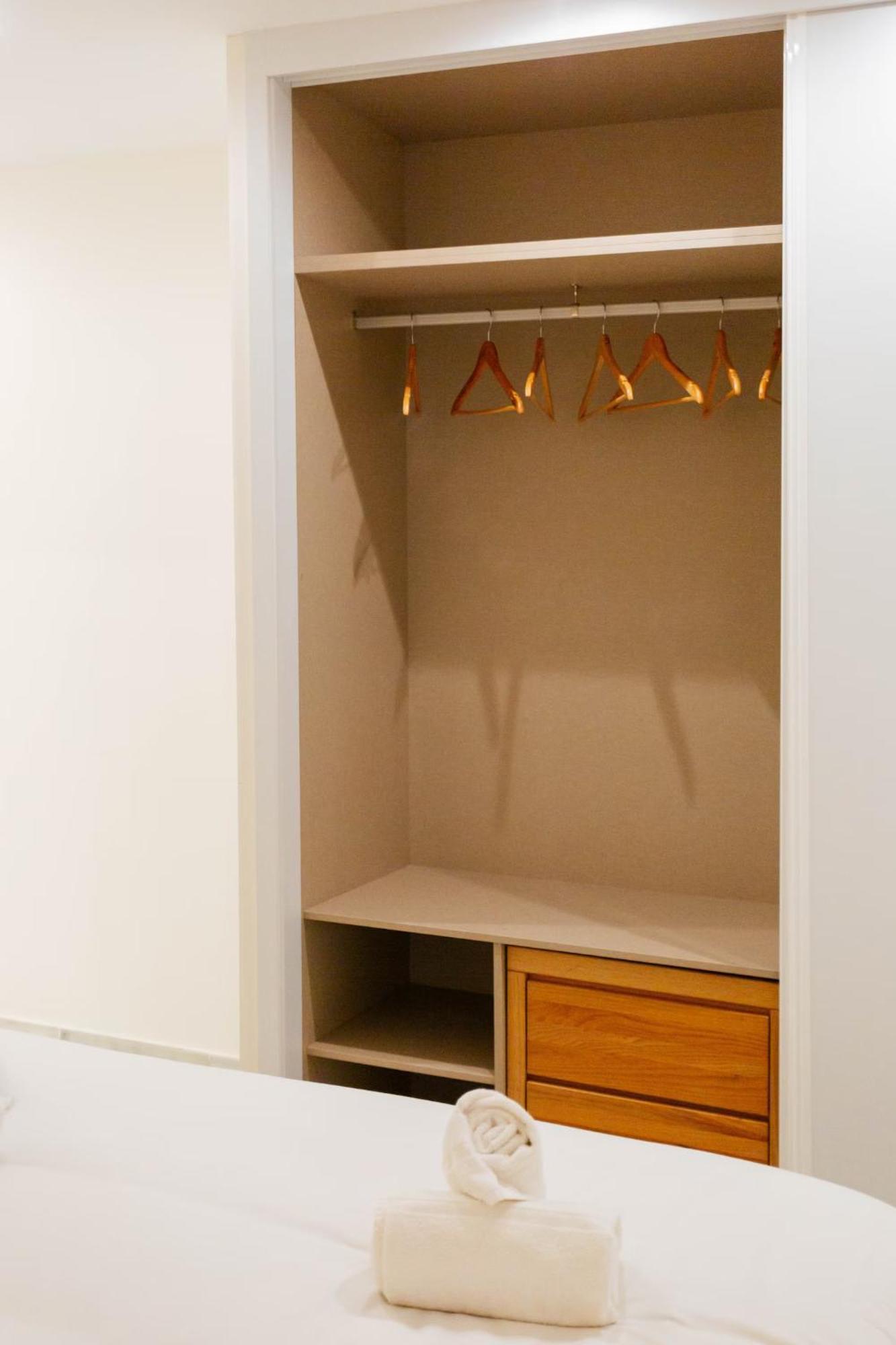 Reformed And Comfy- 2Bd 2Bth- Arenal Apartment Seville Ngoại thất bức ảnh