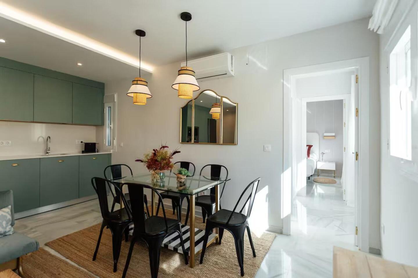Reformed And Comfy- 2Bd 2Bth- Arenal Apartment Seville Ngoại thất bức ảnh