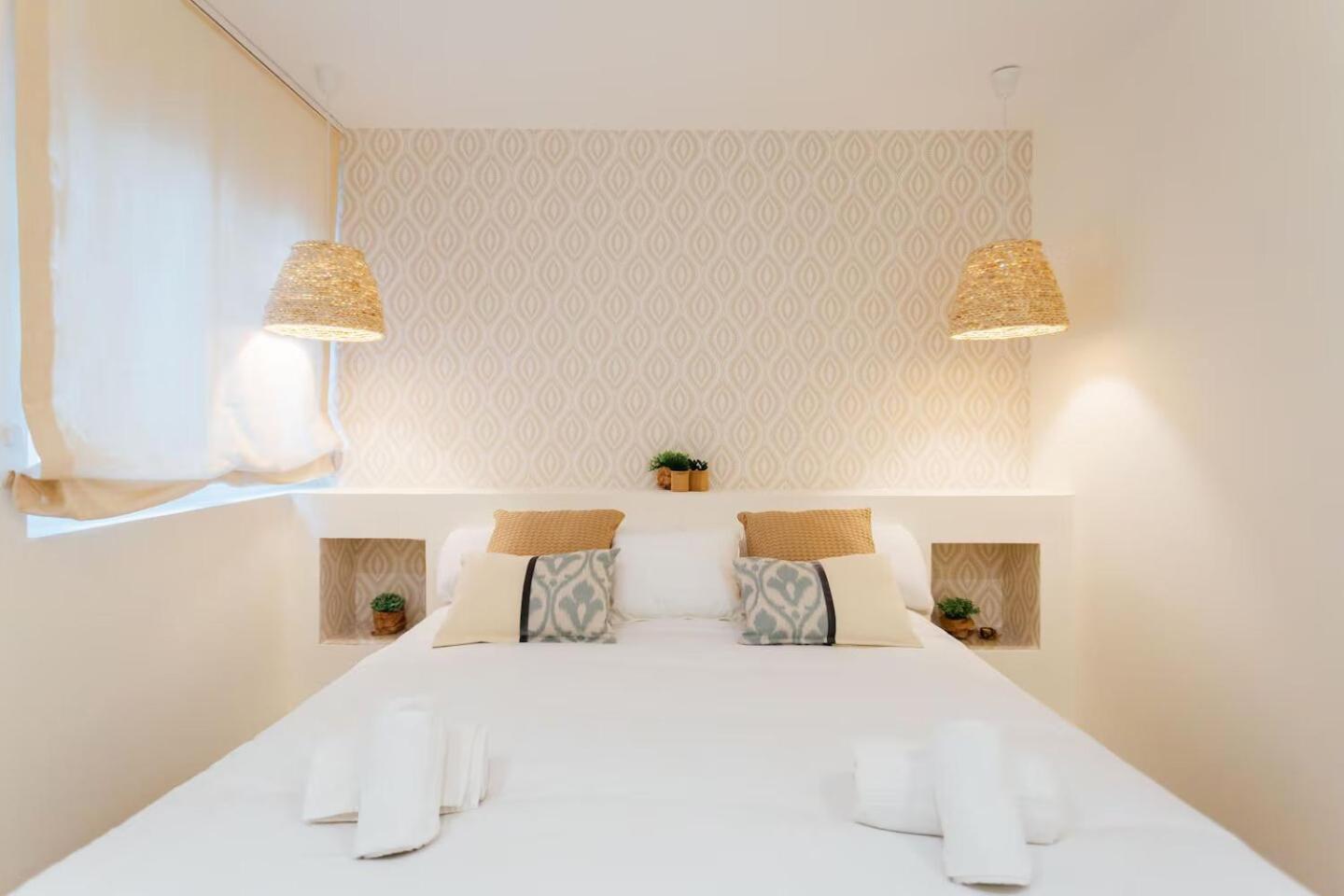Reformed And Comfy- 2Bd 2Bth- Arenal Apartment Seville Ngoại thất bức ảnh